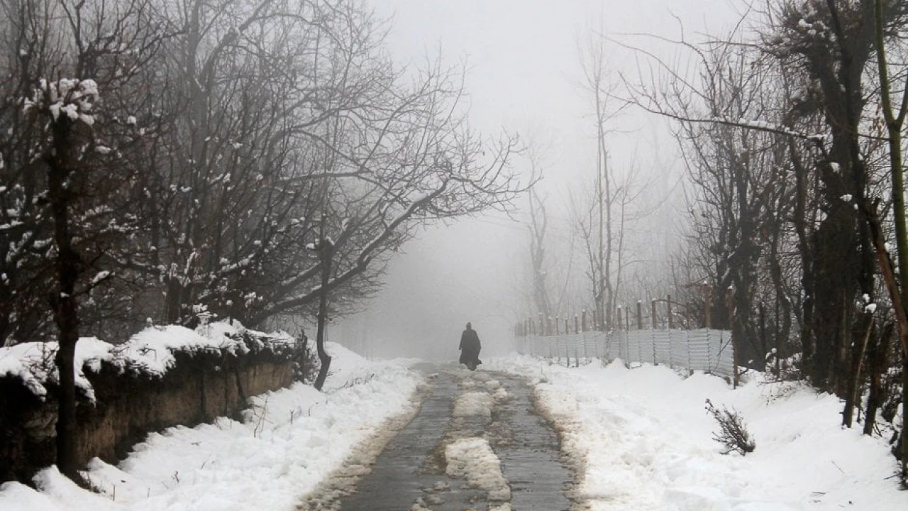 PMD forecasts rain, snowfall in upper parts of country 