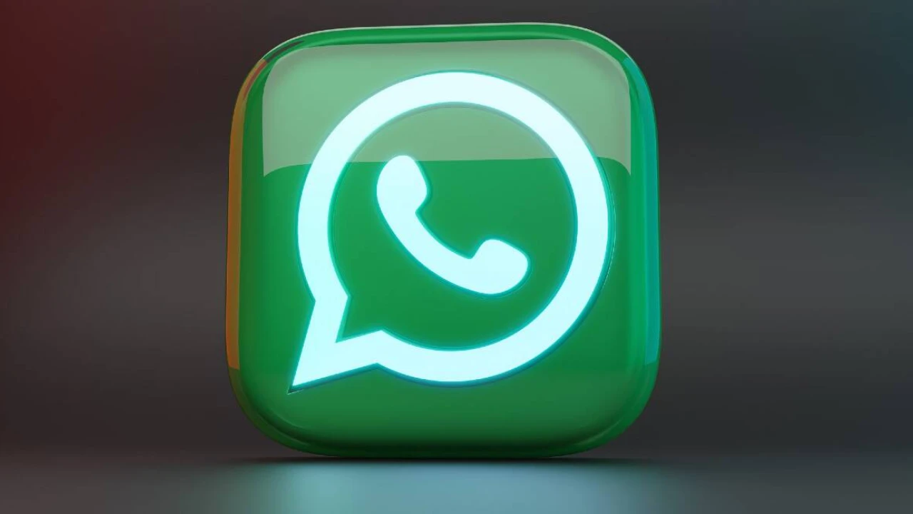 WhatsApp rolls out 'view once messages' feature 