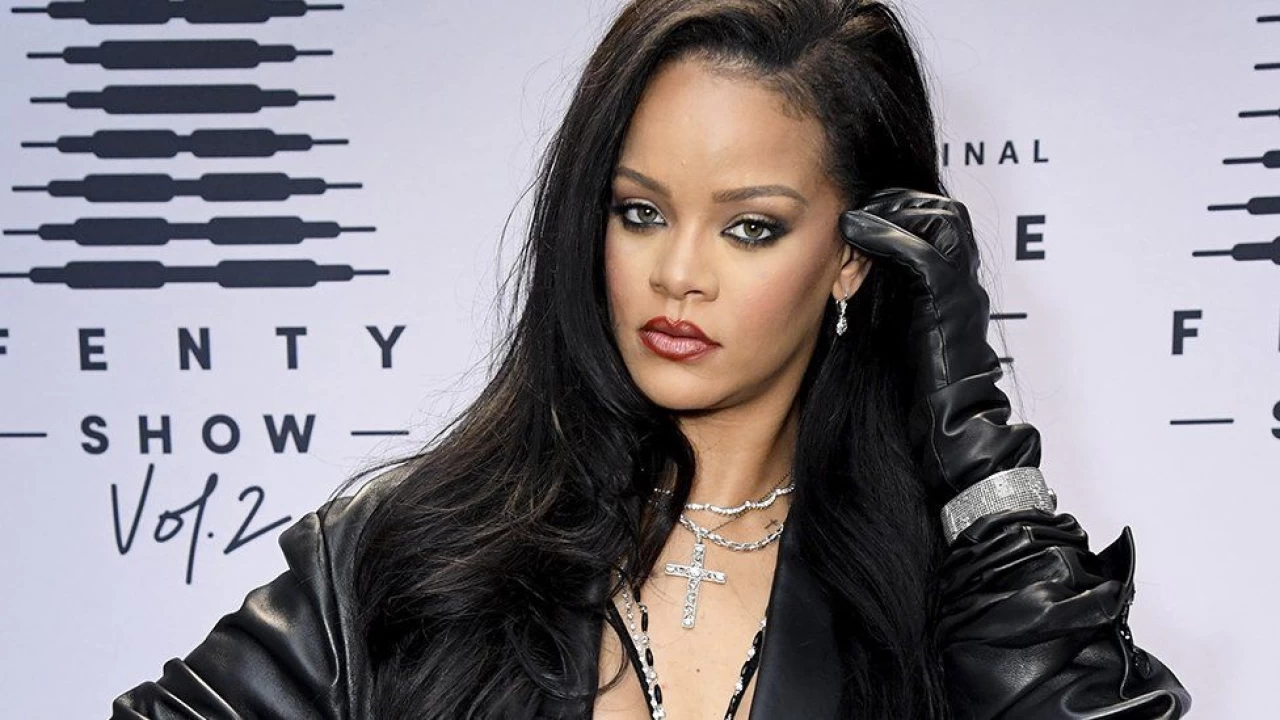 Pop star Rihanna is now the richest woman Forbes
