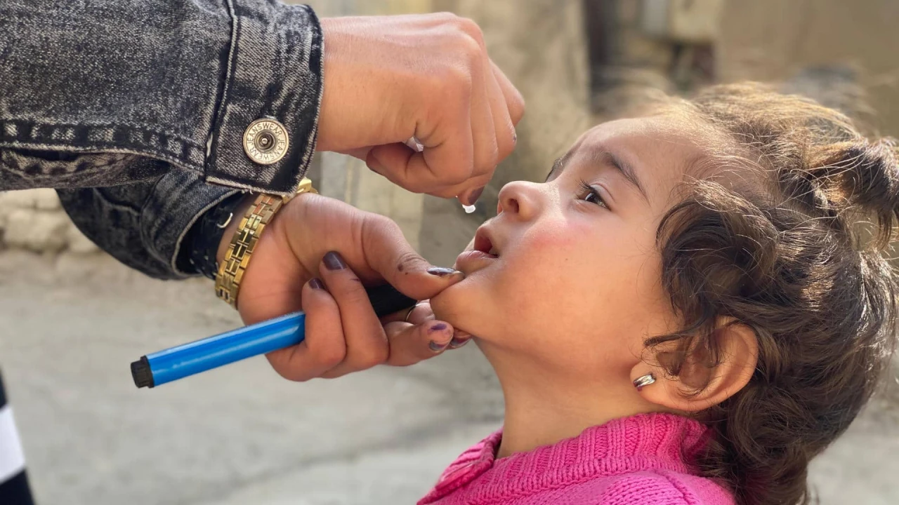 First phase of anti-polio drive begins in six KP districts 