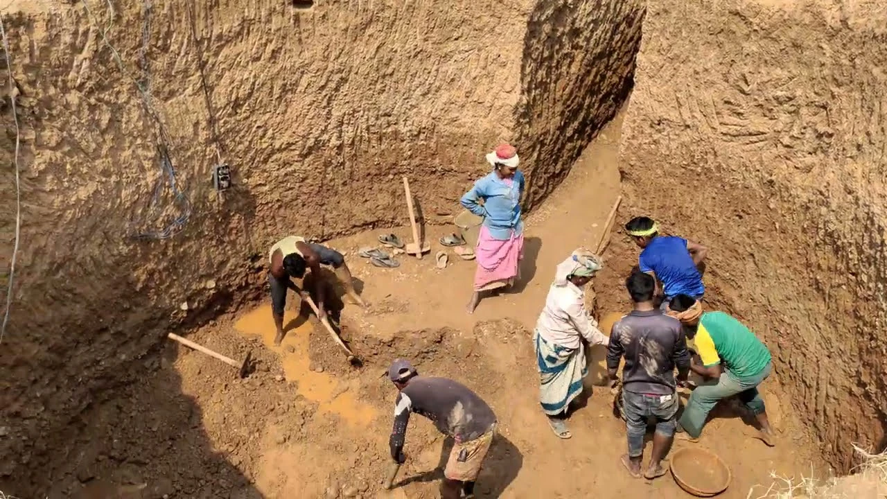 Three laborers die while digging well