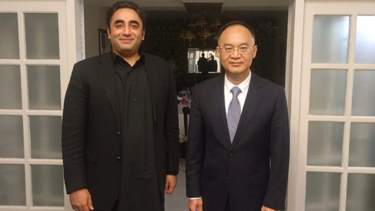 Pakistan, China renew commitment to promote bilateral ties