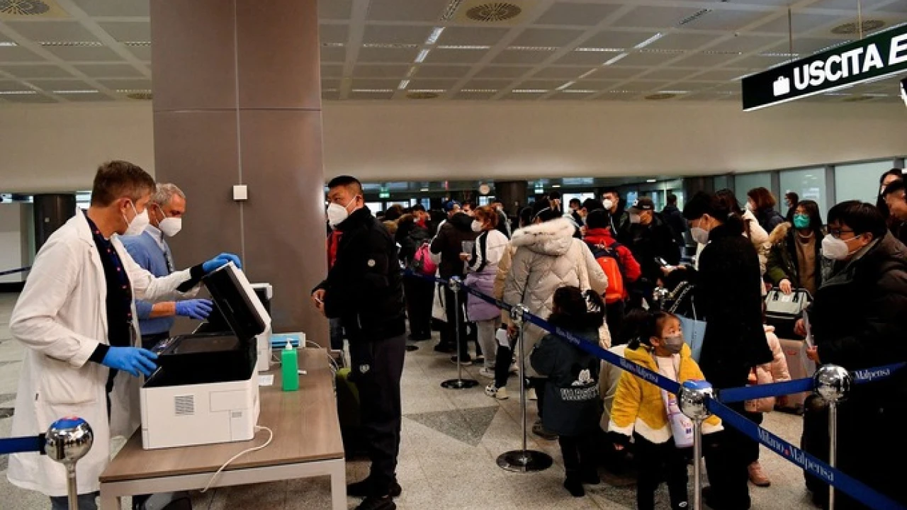 Beijing blasts 'unacceptable' COVID curbs on Chinese travellers