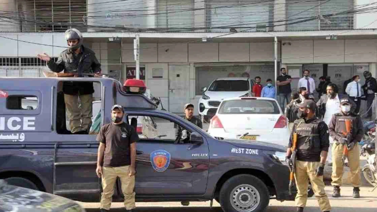 Karachi police formulates new strategy to tackle street crimes