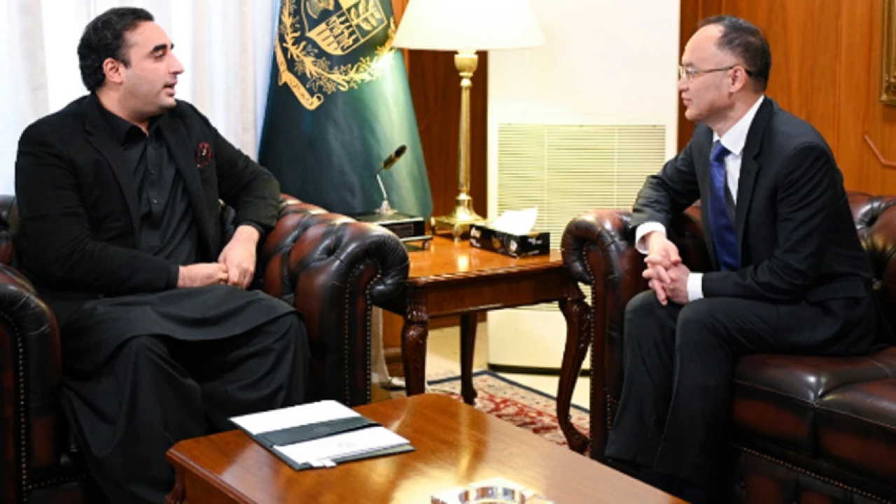 FM, Chinese Envoy discuss bilateral relations