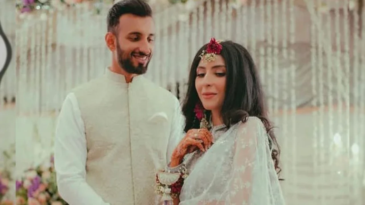 Shan Masood ties knot with Nische Khan in intimate ceremony