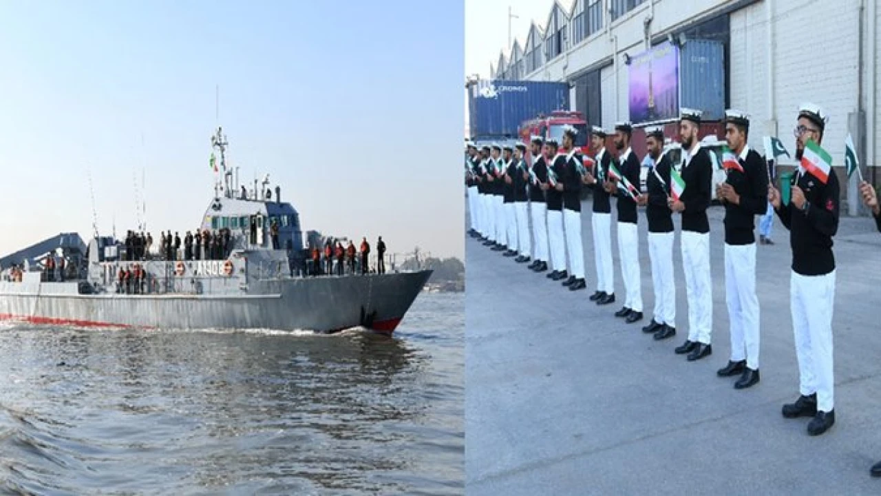 Iranian Navy visits Pakistan