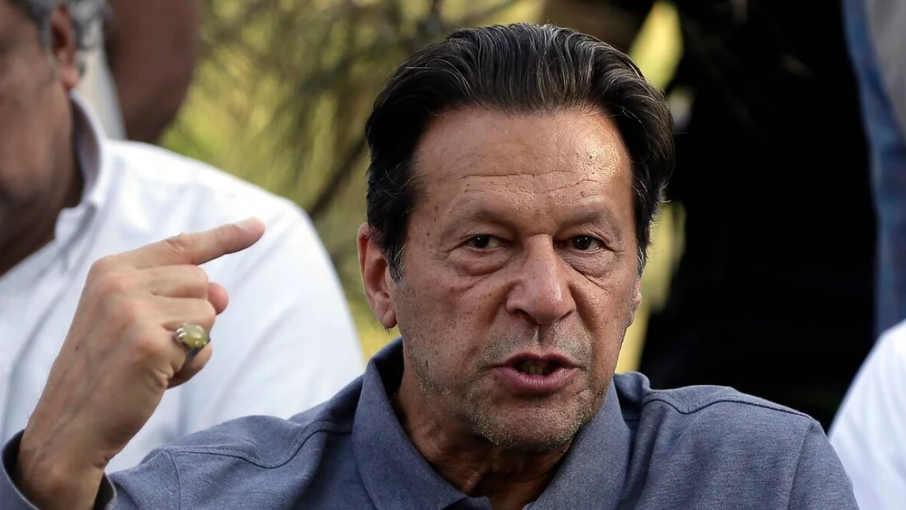 Imran Khan calls Pakistan a ‘Banana republic’ over Fawad’s arrest   