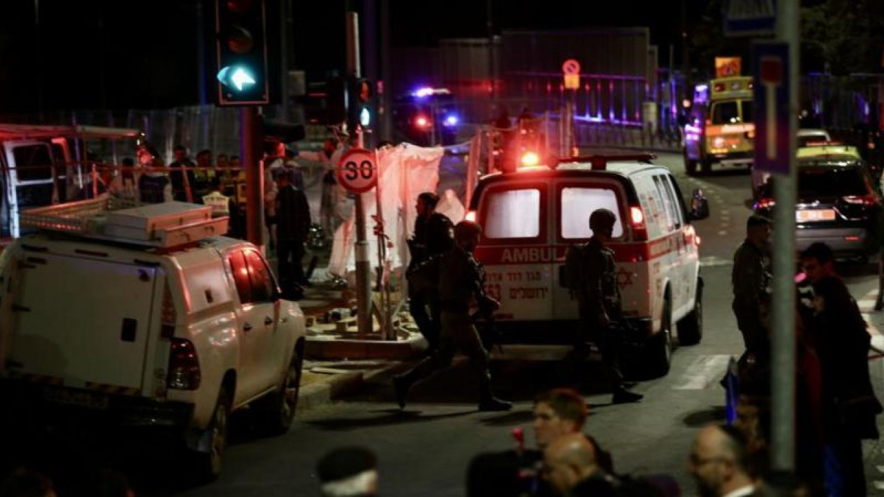 یروشلم میں یہودی عبادت گاہ پر حملہ، 7 افراد ہلاک
