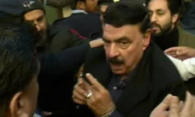 IHC bars action against Sheikh Rashid in PPP remarks case