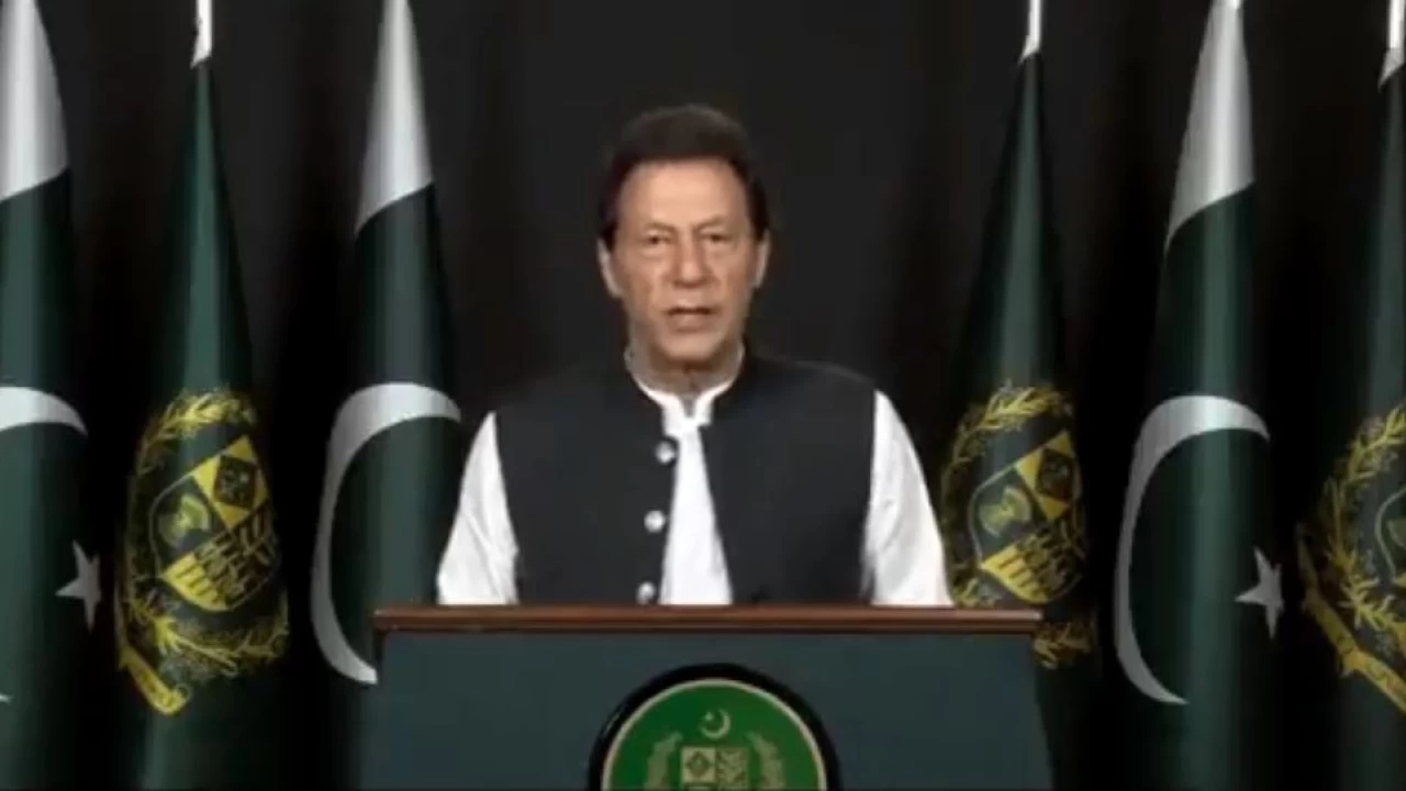 PM Imran stresses vaccine equity, return of stolen wealth to developing countries