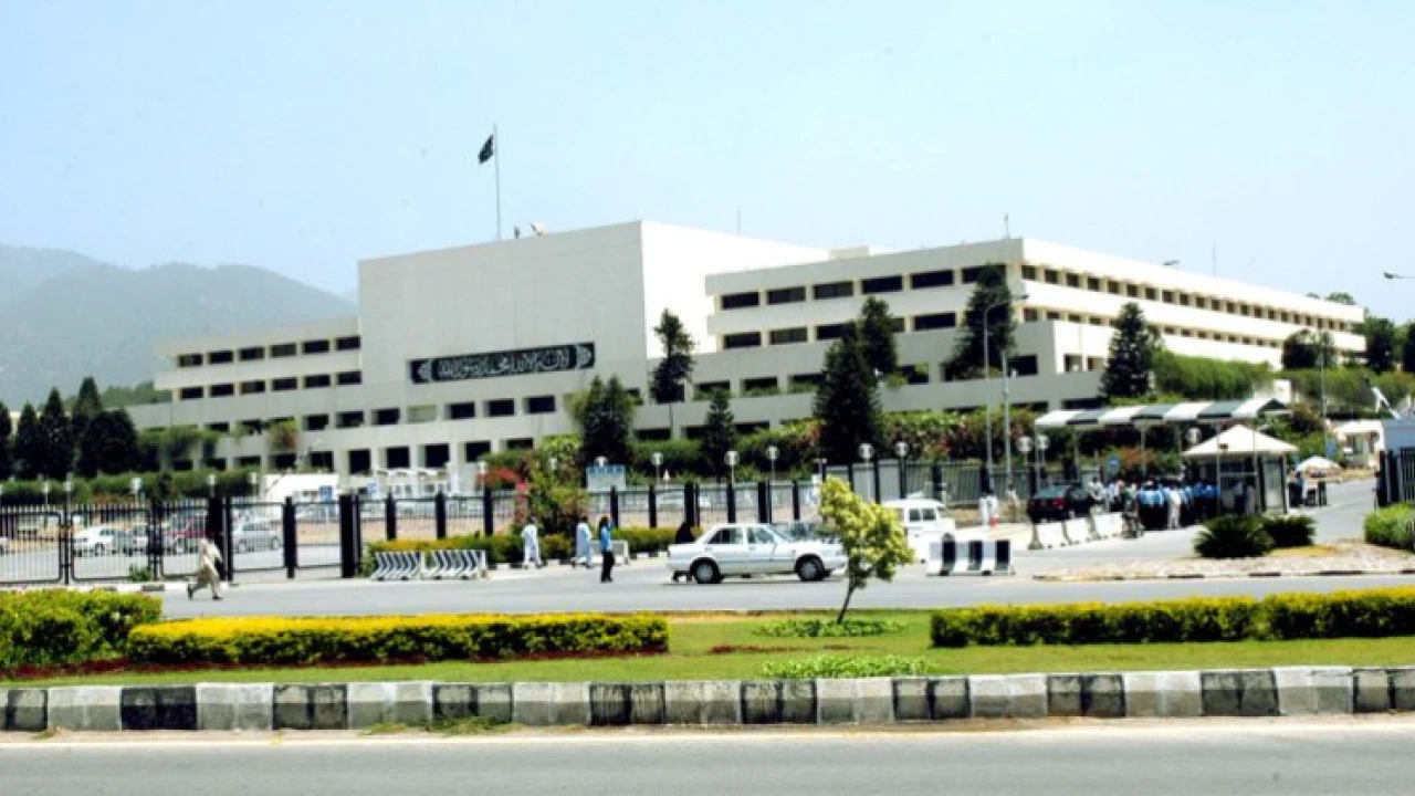 President summons NA, Senate sessions today