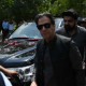 عمران خان کی پیشی: گاڑی کو لاہور ہائیکورٹ کے احاطے میں داخلے کی اجازت نہ ملی