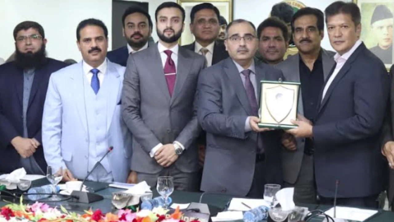 Provincial Ministers SM Tanveer, Ibrahim Murad, CEO PBIT Jalal Hassan Khan visit LCCI