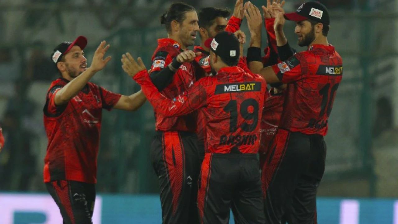 HBL PSL 8: Qalandars beat Gladiators by 63 runs