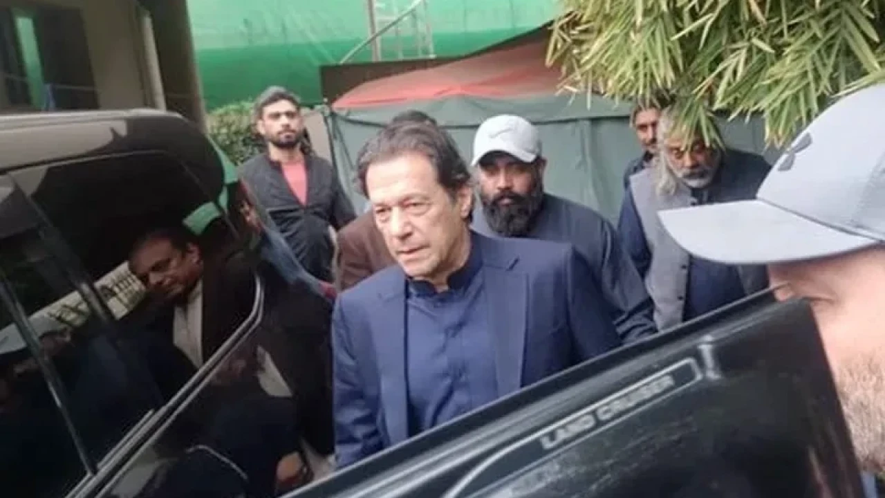 Tosha Khana case: Imran approaches court to cancel arrest warrant