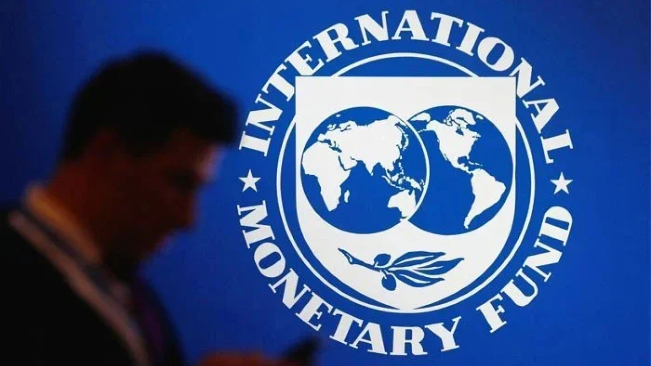 IMF seeks Pakistan’s credible assurance on external financing for loan revival