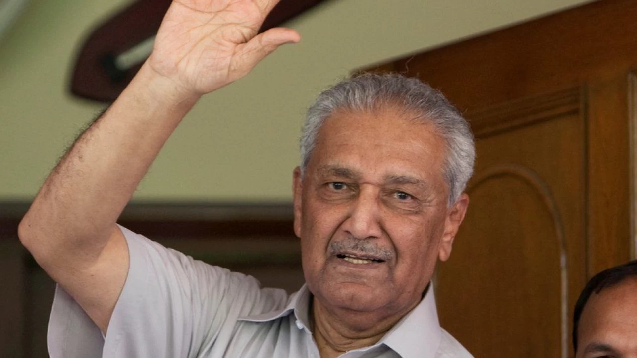 Funeral prayers for ‘father of Pakistan’s nuclear program’ Dr Abdul Qadeer offered