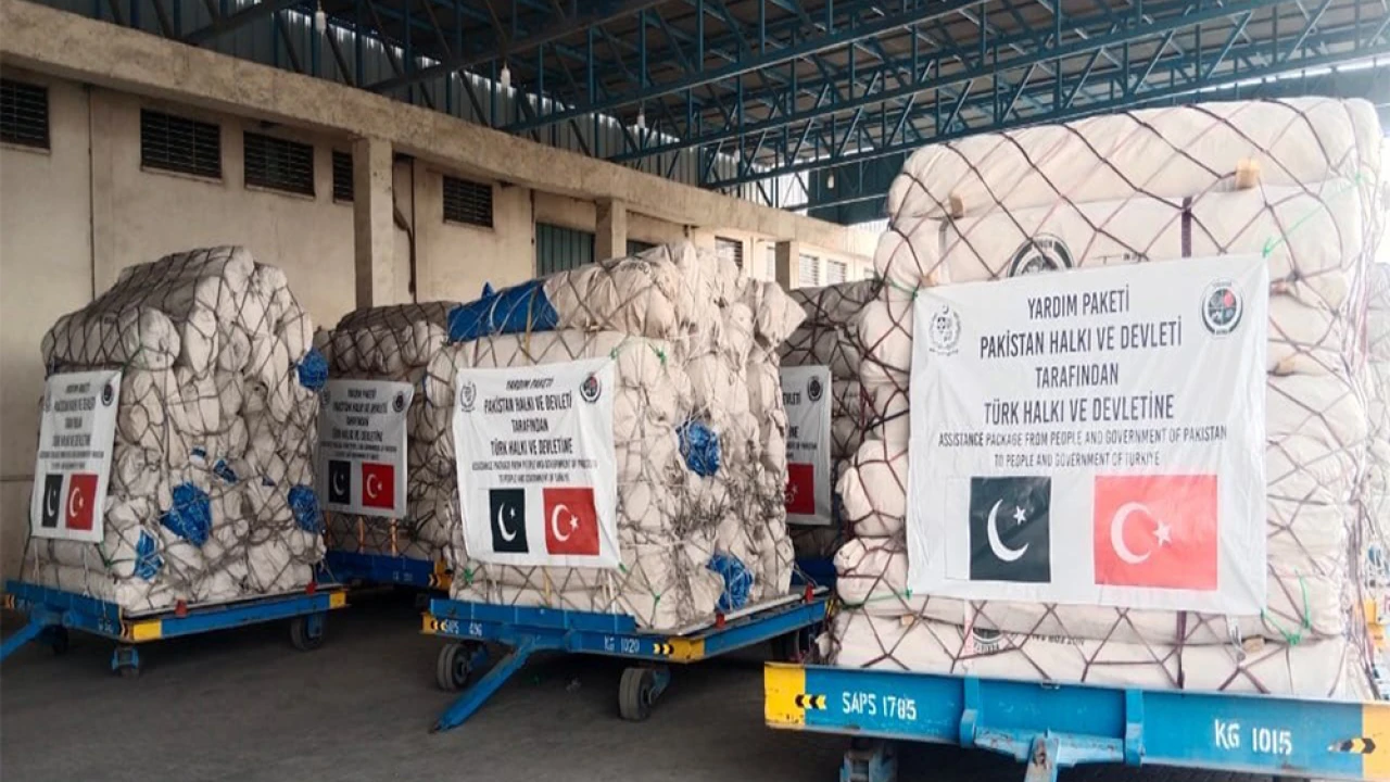 Turkiye-Syria quake: NDMA sails off 65 relief items containers 