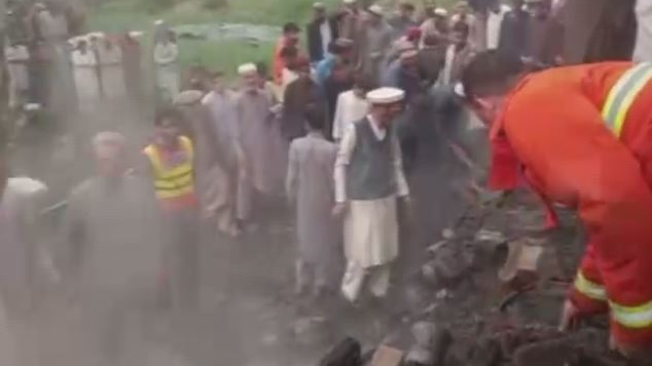 لوئر کوہستان میں گھر میں آگ لگنے سے 10 افراد جاں بحق، 3 زخمی