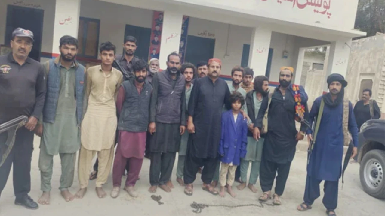 Nine drummers rescued during alleged police encounter in Ghotki