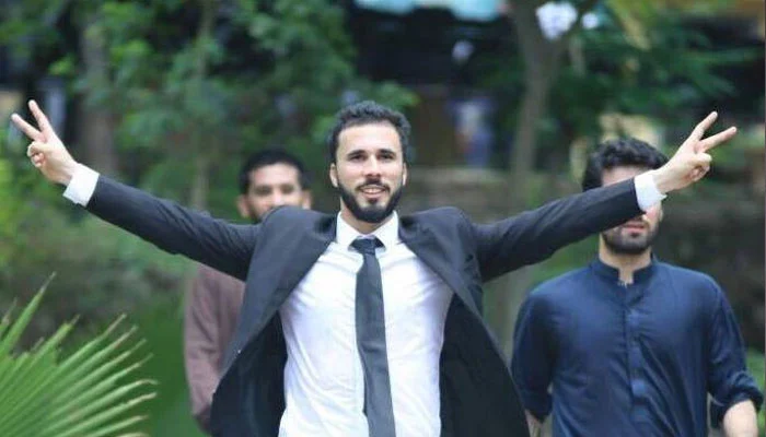 Case registered against Hassaan Niazi in Karachi too - Vimarsana News