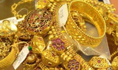 Gold Glitters as Rupee Loses Shine Amid IMF Deal Delay