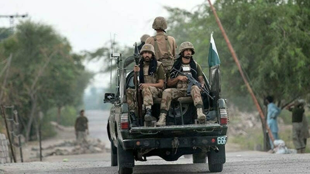 ایرانی سرزمین سے دہشت گردوں کا پاکستانی چوکی پر حملہ، 4 فوجی شہید