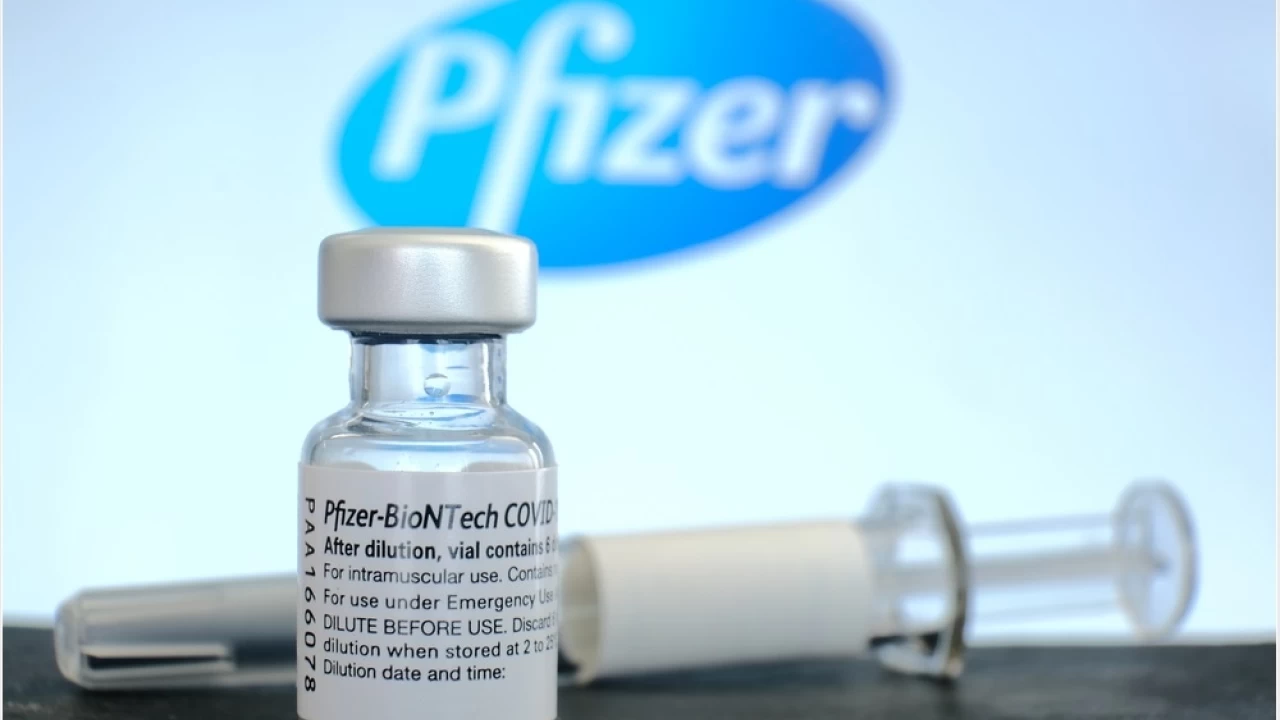 Pfizer submits data for COVID-19 vaccine in young kids 