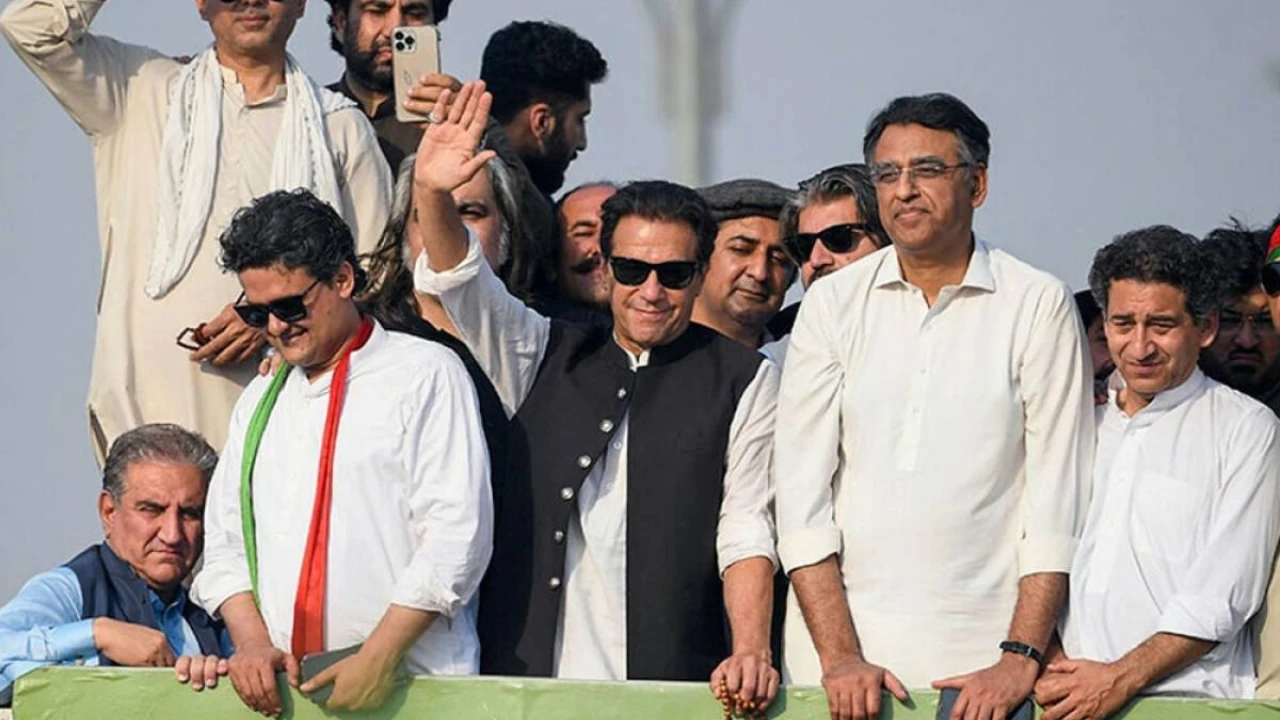 PTI announces ‘historic' long march in case of failed talks 
