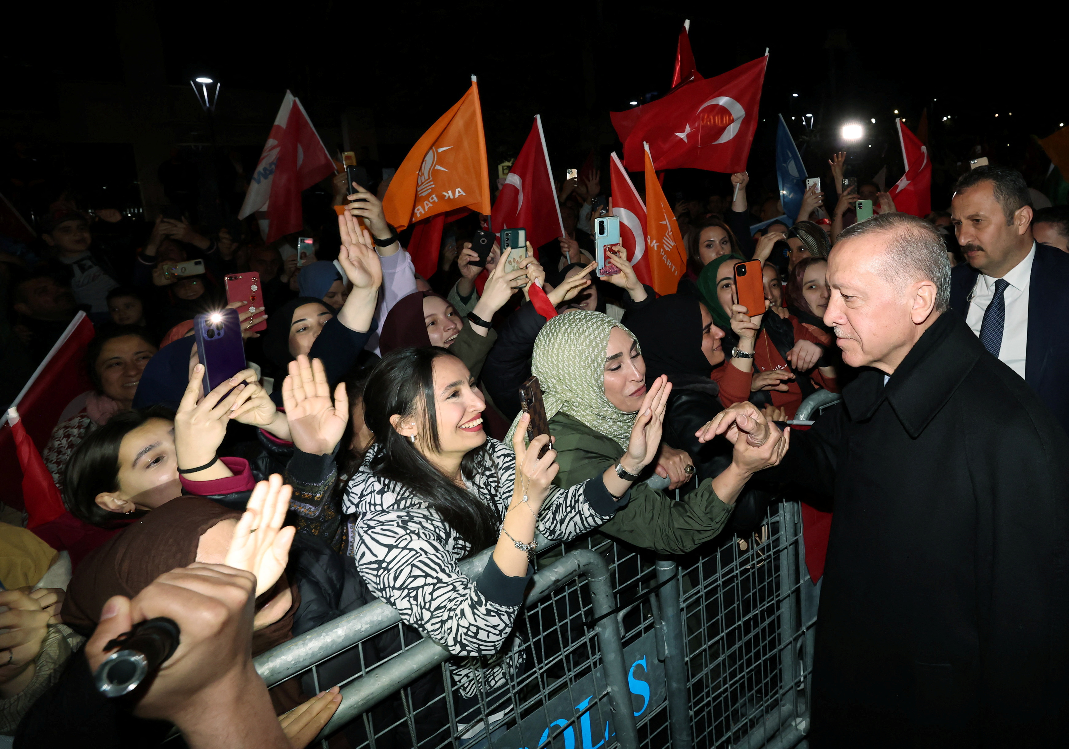 Turkey faces runoff election with Erdogan leading