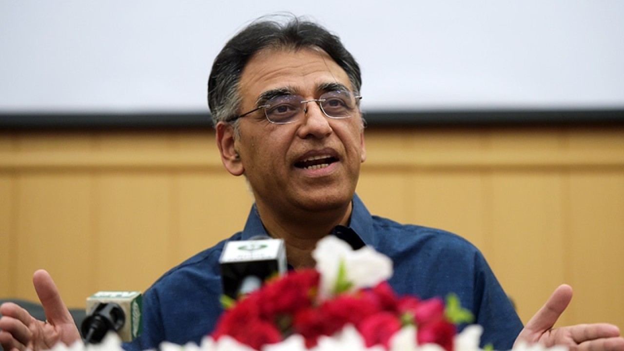‘We remain vulnerable, despite sharp decline’: Asad reiterates call for Pakistanis to get vaccinated
