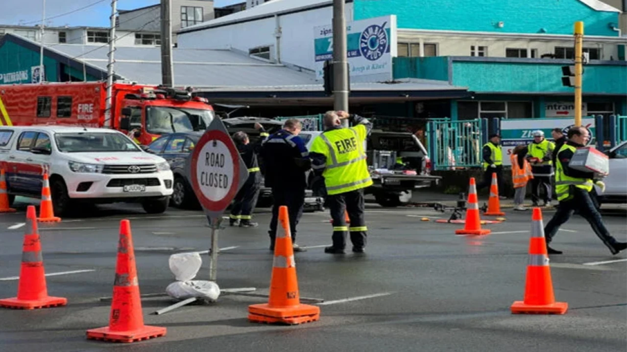 10 dead in New Zealand hostel fire