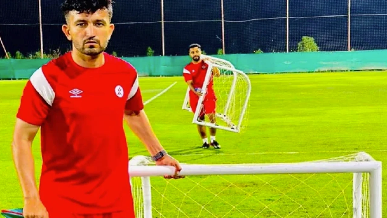 Footballer Saadullah Khan becomes first Pakistani to complete UEFA coaching course