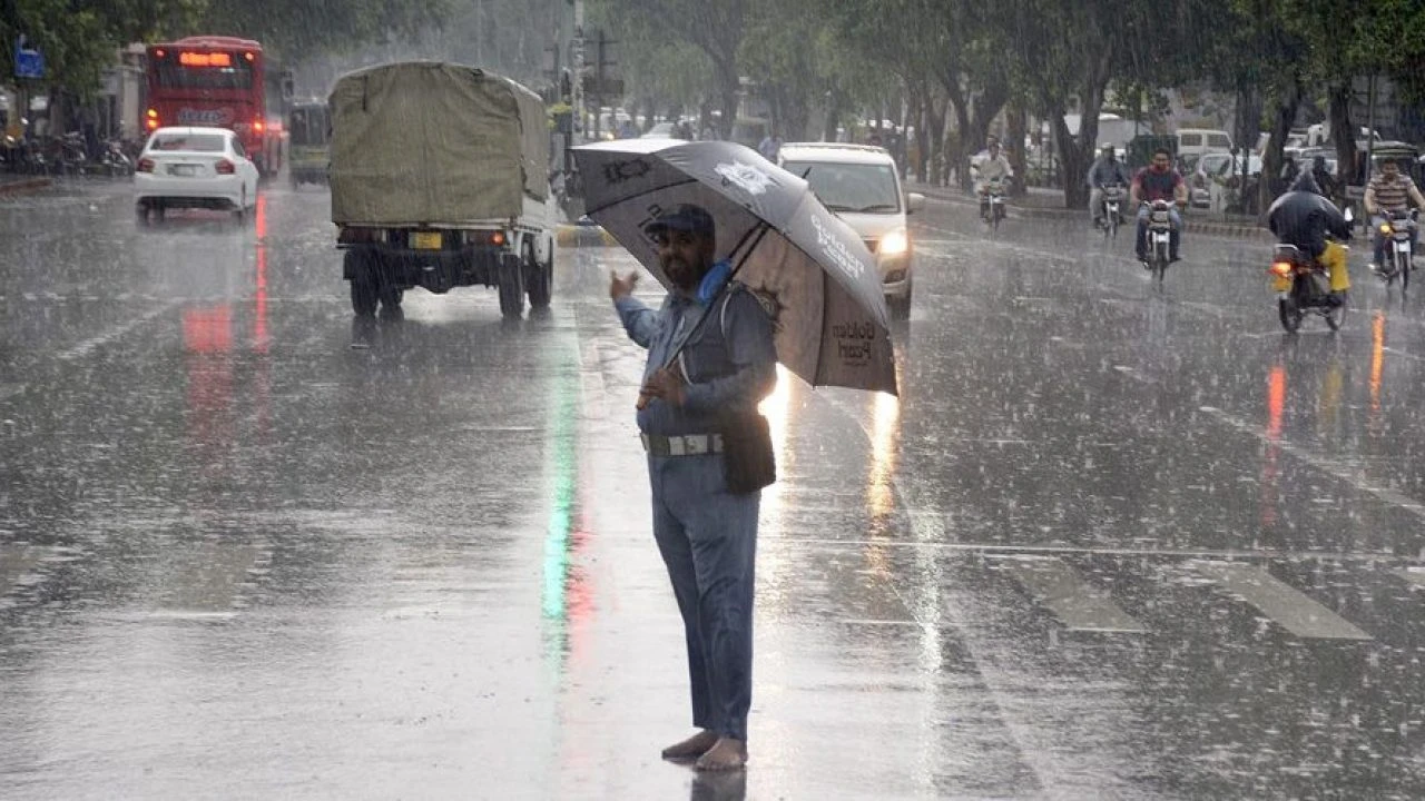 Weather alert: Wind-dust, thunderstorm, and rain forecasted in KP, Pothohar, ICT, GB & Kashmir