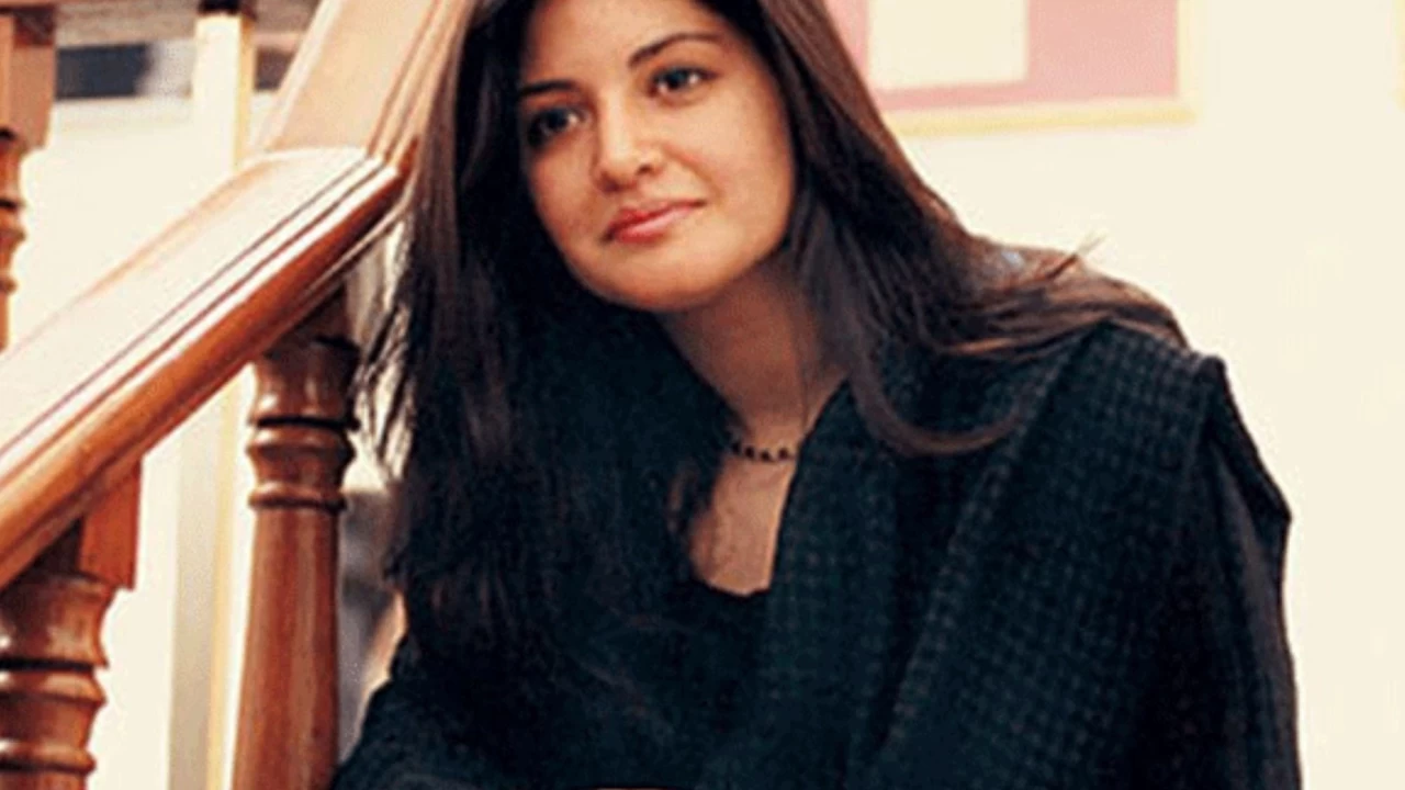 Remembering Pakistan's 'pop queen' Nazia Hassan on her death anniversary