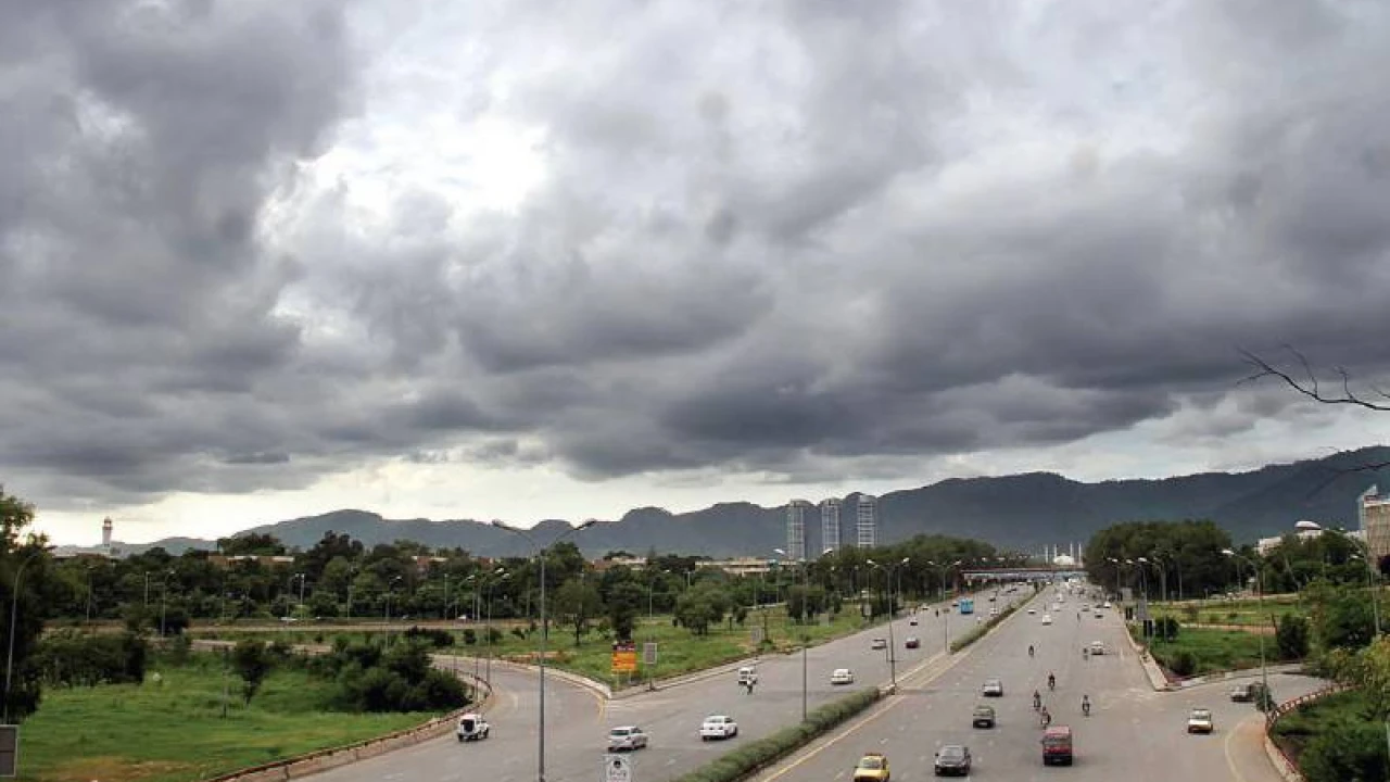 Wind, thunderstorm, rain expected in several parts of Pakistan