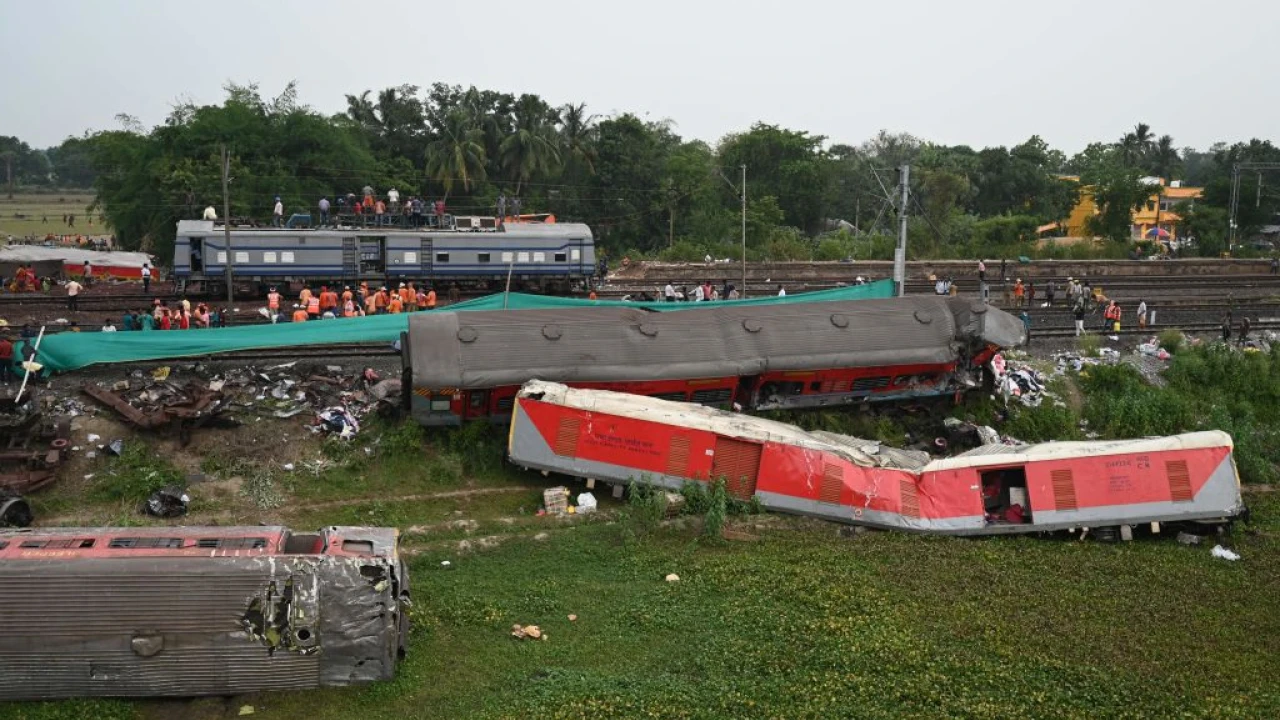 Train service resumes following deadly crash in India