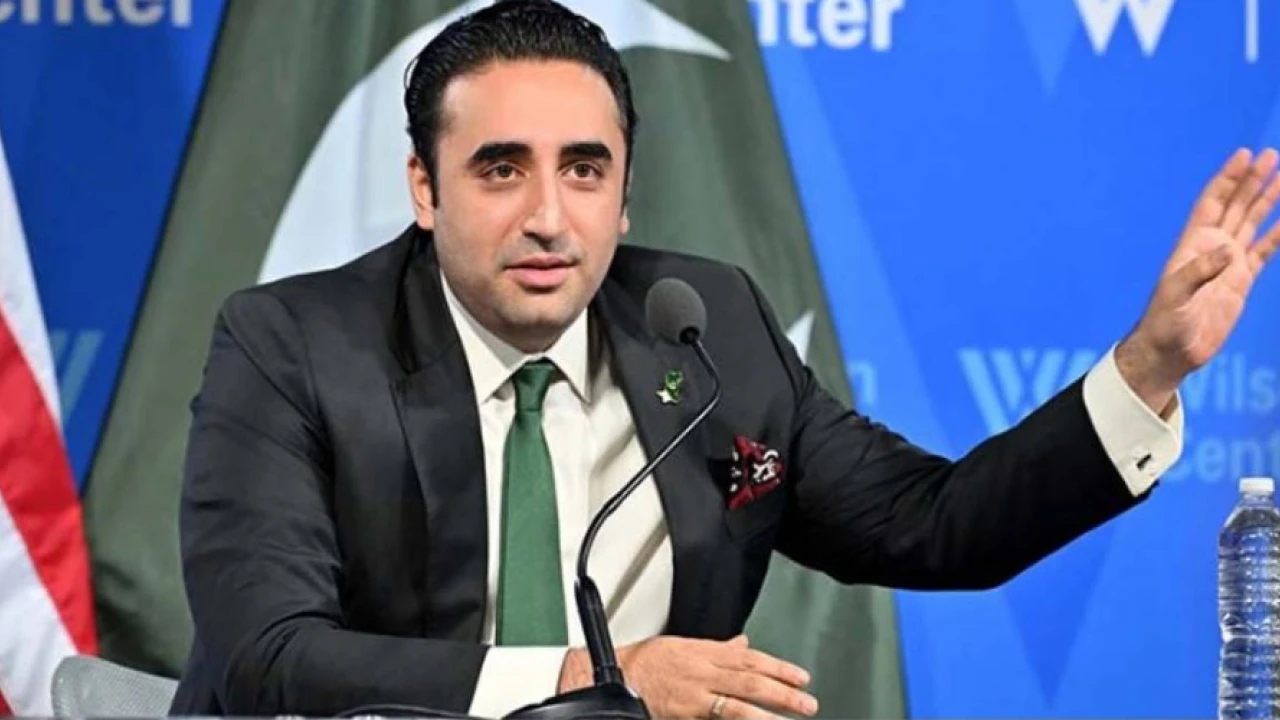 FM highlights importance of economic terms between Pakistan, Iraq
