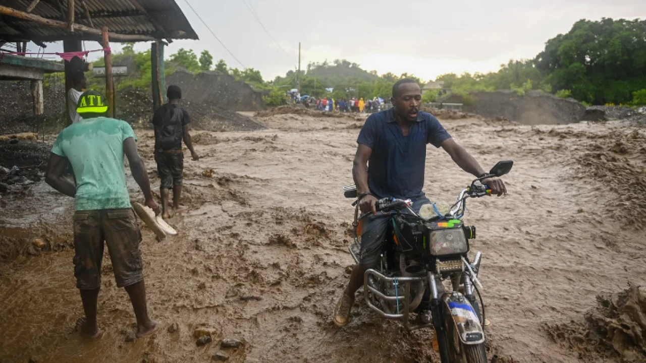 Floods claims 42 lives, displaces thousands in Haiti