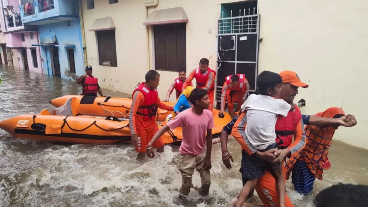 Death toll reaches 72 as landslides, floods wreak havoc in Northern India 