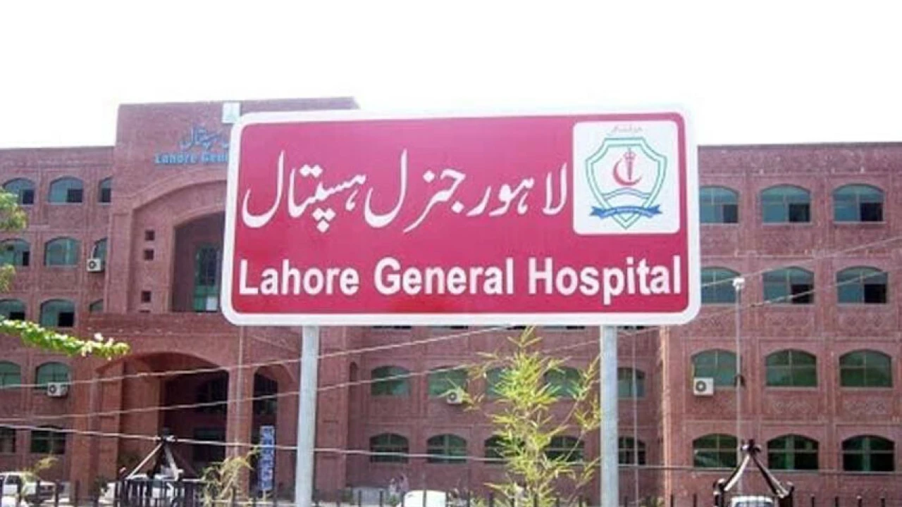 Rainwater enters doctors’ hostels in Lahore hospital