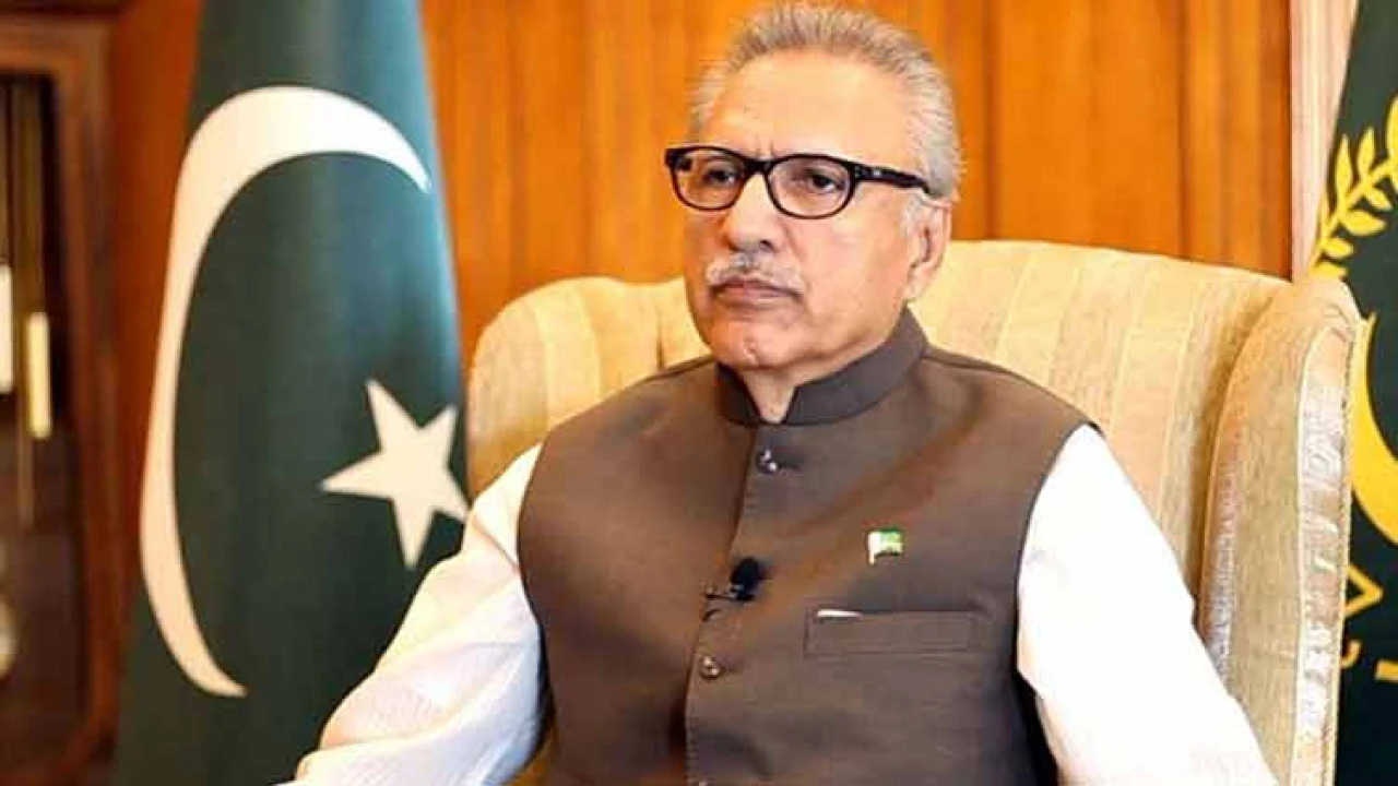 President Alvi condemns desecration of Holy Quran in Sweden