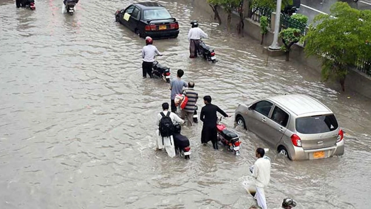 Light, heavy rain continues in areas of Punjab