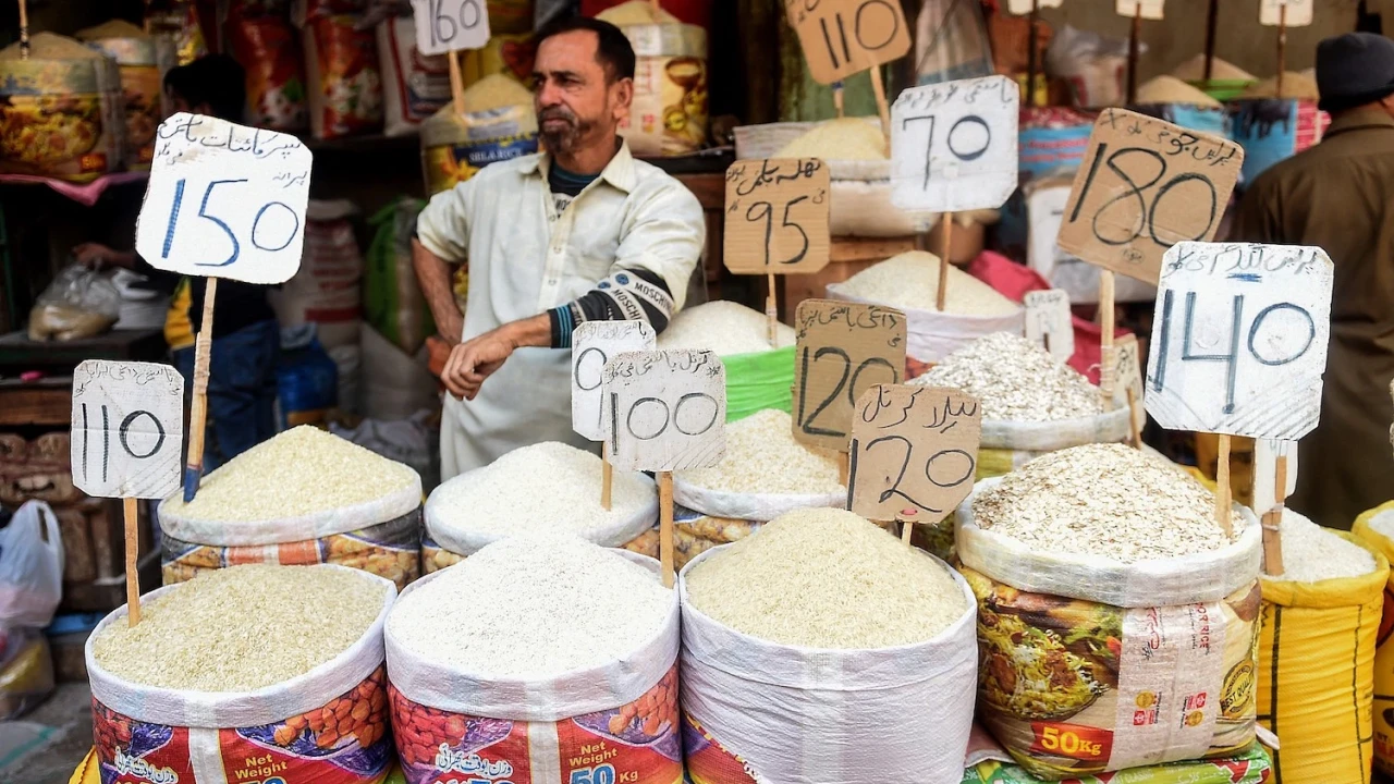 Pakistan's inflation rate increased by 29%