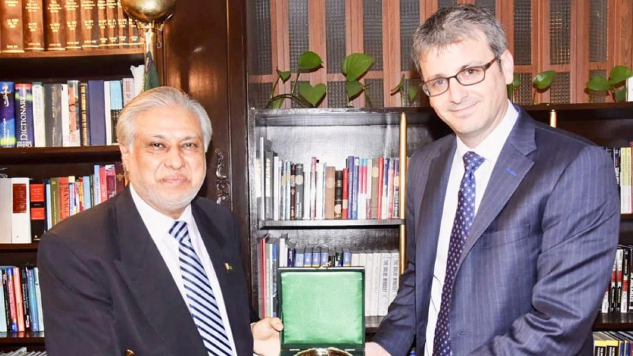 Pakistan, US agree to further strengthen economic ties