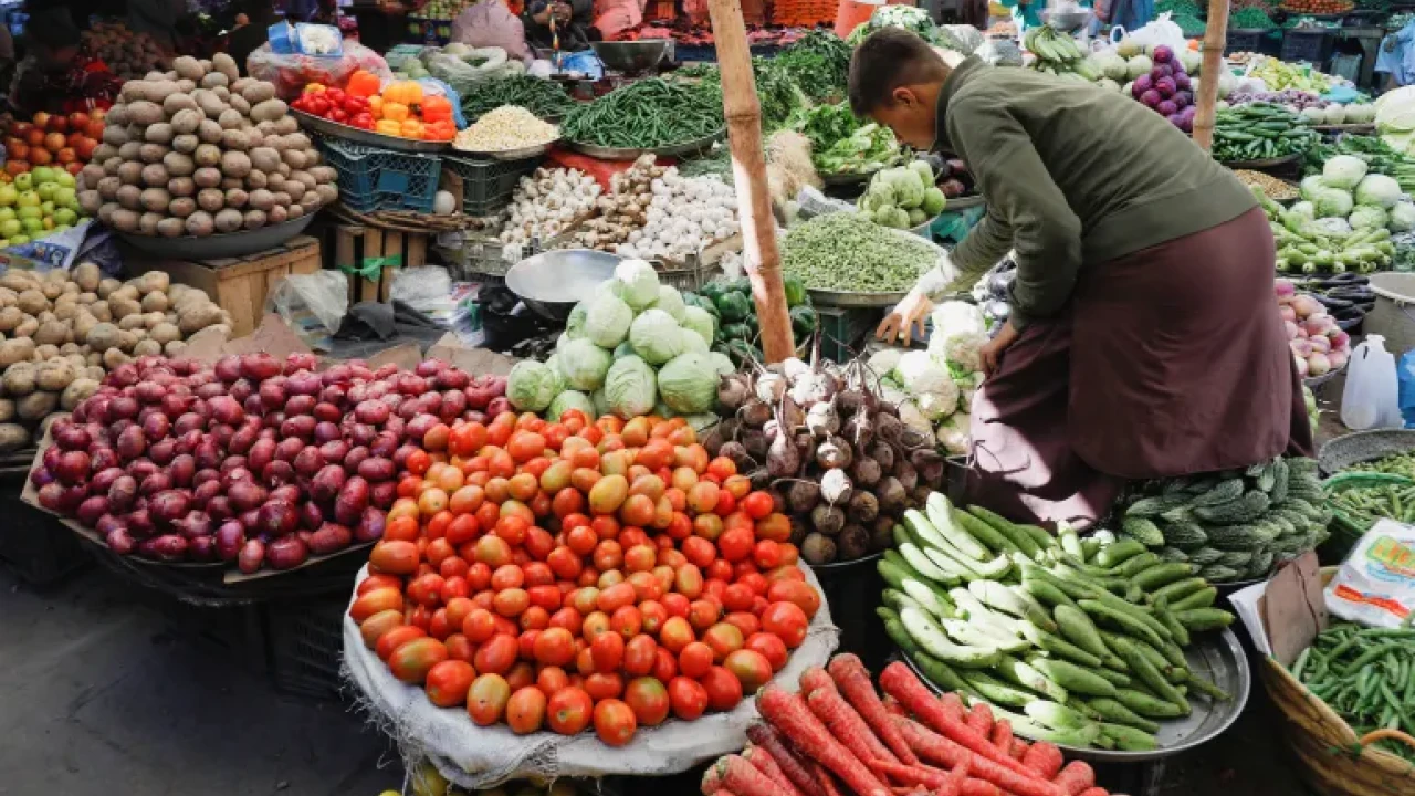 Inflation likely to be 25.9% in Pakistan: IMF