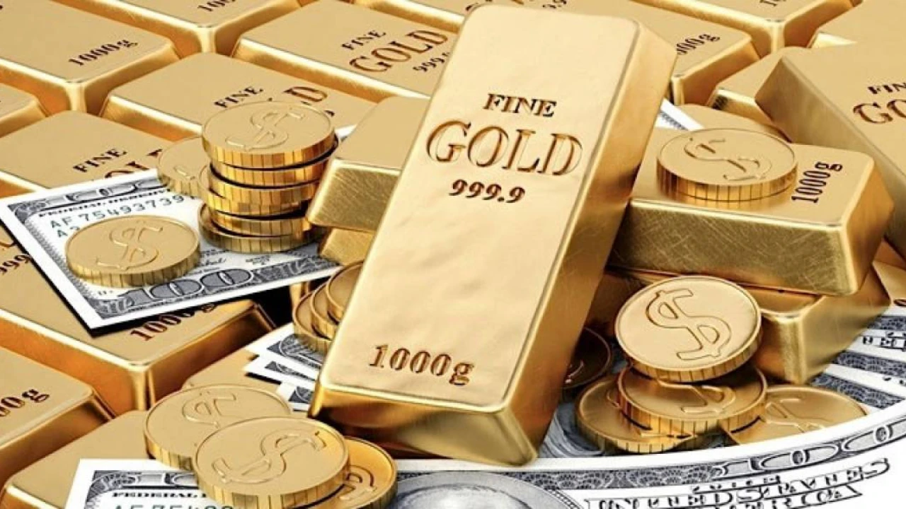 Gold prices go up by Rs5,400 per tola in Pakistan