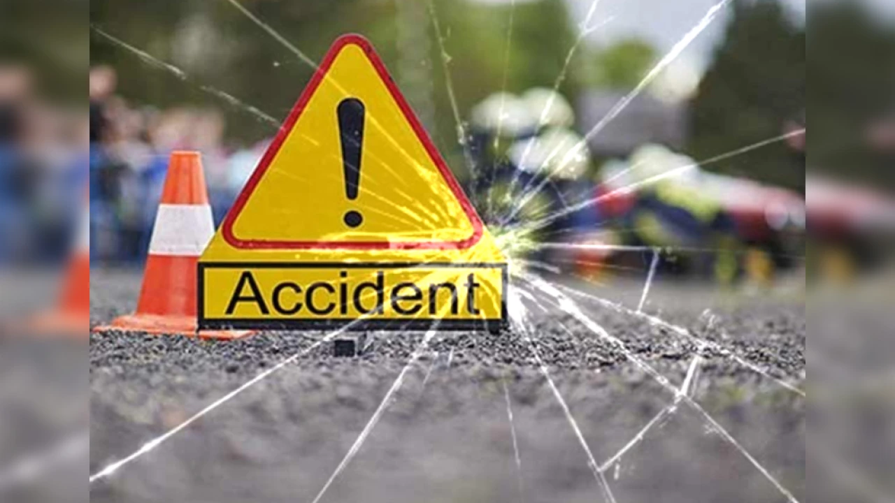 Four killed in traffic accidents in Ghotki, Dir