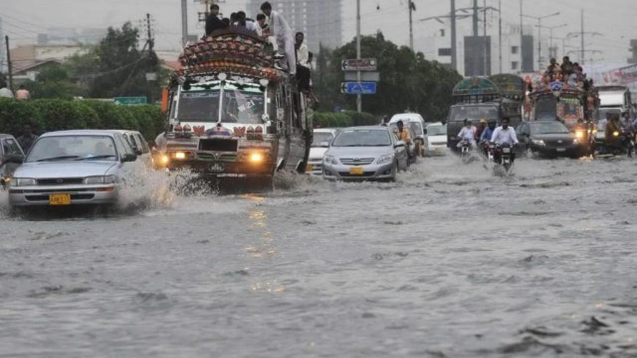 133 died, 225 injured due to heavy monsoon rains in Pakistan